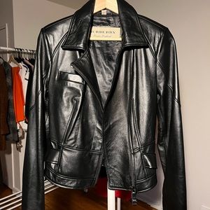 Burberry leather jacket. New. Size USA 4; UK 6. You can try before on you